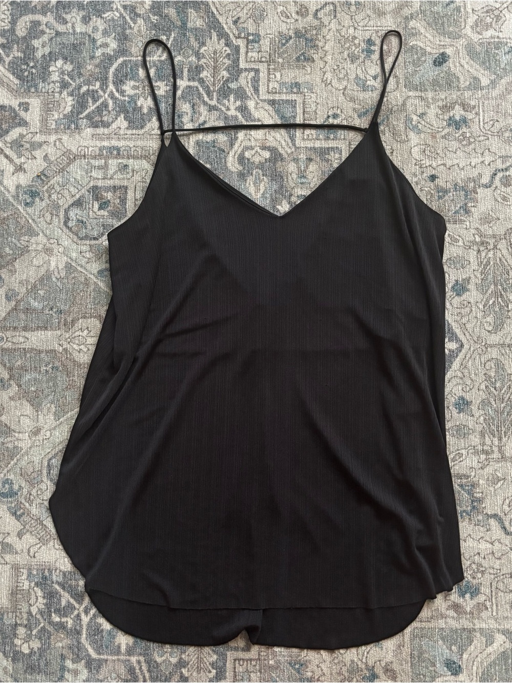Express Black V-Neck Spaghetti Strap Camisole